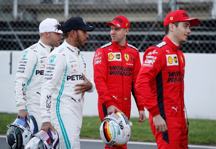 persaingan F1