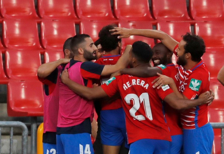 Dự đoán Europa League 2021 Napoli vs Granada.