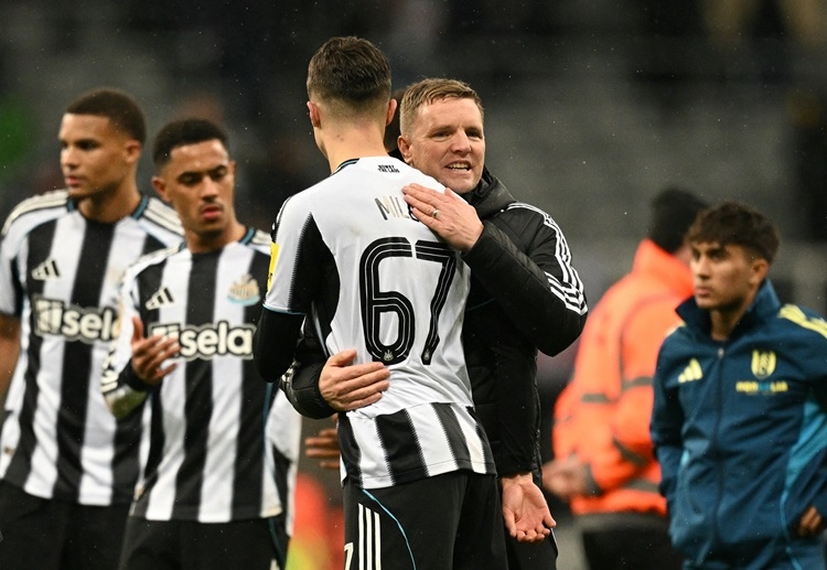 Lewis Miley bawa timnya memenangkan pertandingan Piala EFL
